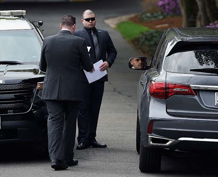 aaron-hernandez-funeral-gallery-3.jpg